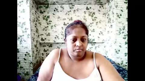 Snapshot of indiantasha chatting on 01.12.25 indiantasha online show from 01.12.25