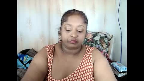 Snapshot of indiantasha chatting on 01.15.25 indiantasha online show from 01.15.25