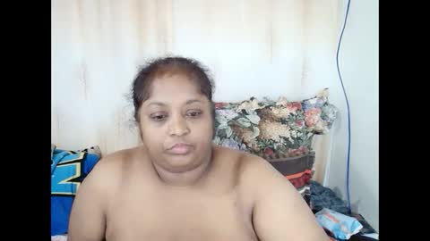 Snapshot of indiantasha chatting on 02.22.25 indiantasha online show from 02.22.25