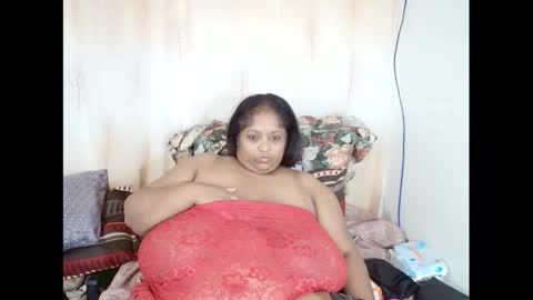 Snapshot of indiantasha chatting on 02.26.25 indiantasha online show from 02.26.25