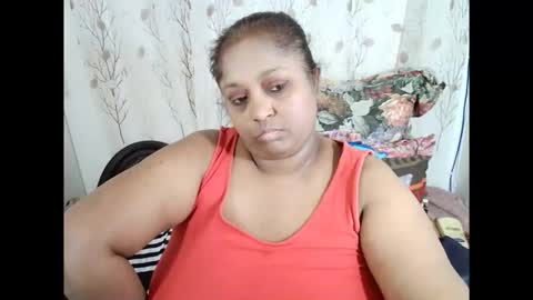 Snapshot of indiantasha chatting on 09.18.25 indiantasha online show from 09.18.25