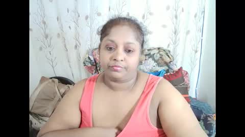 Snapshot of indiantasha chatting on 09.23.25 indiantasha online show from 09.23.25