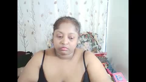 Snapshot of indiantasha chatting on 09.24.25 indiantasha online show from 09.24.25