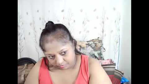 Snapshot of indiantasha chatting on 10.20.25 indiantasha online show from 10.20.25