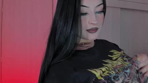 Snapshot of indie_78 chatting on 09.26.25 Hey Im Indie follow me on my instagram online show from 09.26.25