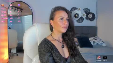 Indigo Wild  online show from 11.08.25