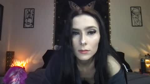 Indigo Bay online show from 01.21.25