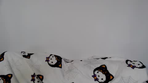 Snapshot of indigoelle chatting on 09.29.25 Indigo Elle online show from 09.29.25