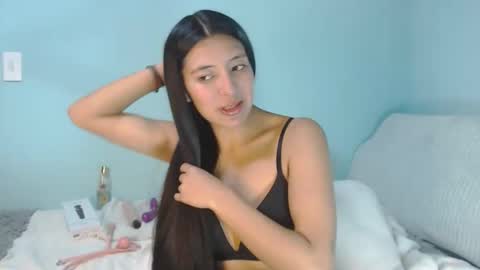 Snapshot of indirax69 chatting on 05.20.26 Indira online show from 05.20.26