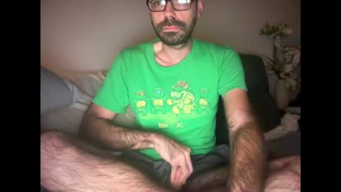 Snapshot of indiscriminator chatting on 12.30.24 just1dude online show from 12.30.24