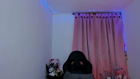 Snapshot of indra_cam chatting on 12.26.24 Diana online show from 12.26.24