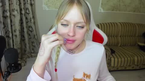 Indy Kally online show from 12.04.24