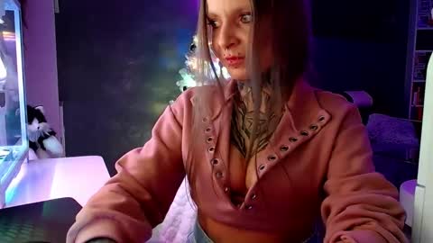 InesDesire online show from 12.29.24