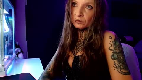 InesDesire online show from 01.02.25