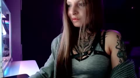 InesDesire online show from 02.12.25