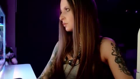 InesDesire online show from 02.12.25