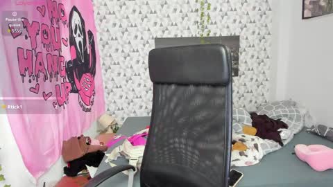 Snapshot of iness_lex chatting on 05.14.26 iness_lex online show from 05.14.26