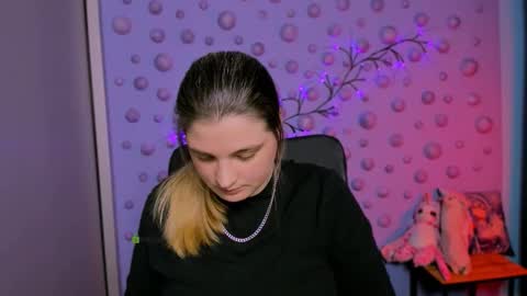 inga_gree online show from 01.06.26