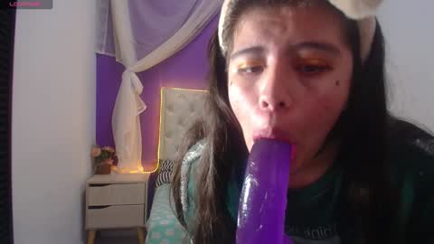 Snapshot of ingrid_casas chatting on 12.07.24 Ingrid petite online show from 12.07.24