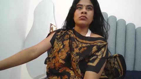 Iniya online show from 02.17.25