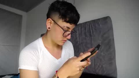 lyan onlyfans n linda online show from 04.21.26