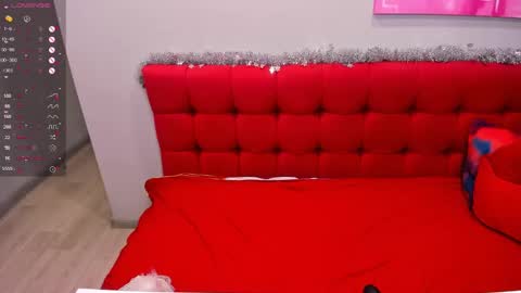 Inna online show from 12.27.24