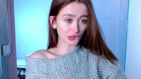 Lina online show from 01.23.25