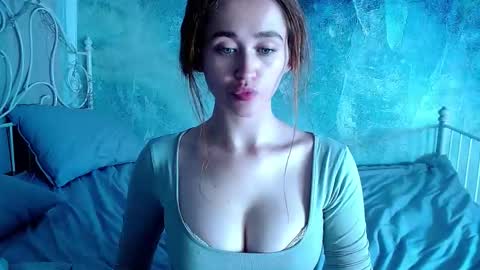 Lina online show from 09.20.25