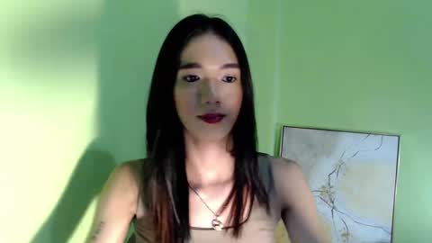 Snapshot of innocent_reign69 chatting on 03.07.25 Reign online show from 03.07.25