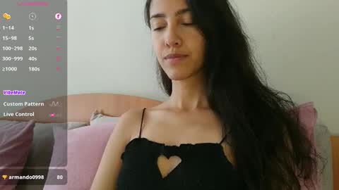 Laroa online show from 01.07.26