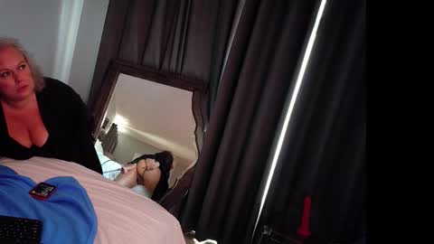 InsatiableCpl333 online show from 02.24.26