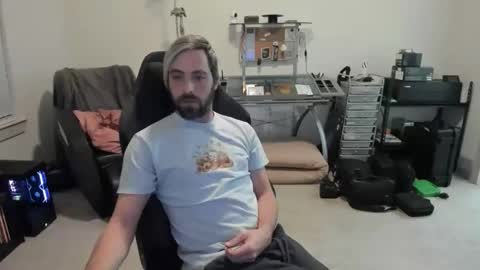 Lifes Love online show from 11.15.25