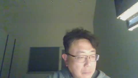 insuclee197641 online show from 04.16.26