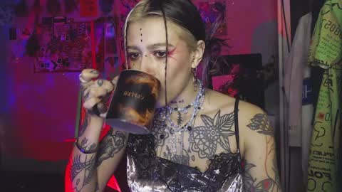 Insunnity666 online show from 12.10.24