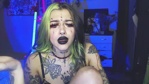 Insunnity666 online show from 01.27.25