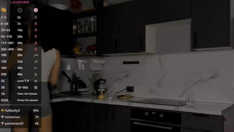 Bernadette  Join  online show from 12.21.24