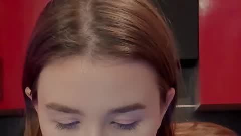 Bernadette  Join  online show from 03.12.25