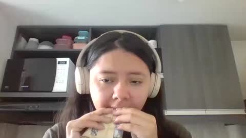 Iris 3 online show from 04.14.26