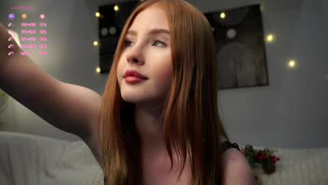 Snapshot of inthelabyrinthsofmysoul chatting on 12.22.24 Ellie online show from 12.22.24