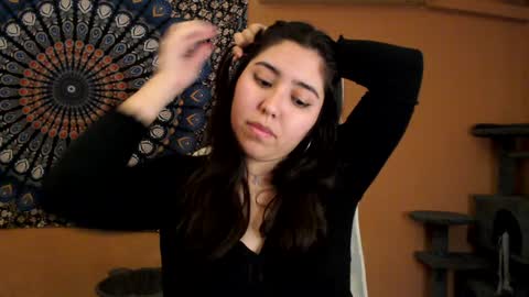 Snapshot of intimatetales chatting on 12.19.24 Africa online show from 12.19.24