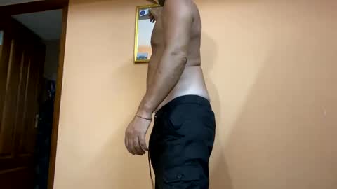 Snapshot of into1ne chatting on 12.25.24 Sinshual online show from 12.25.24