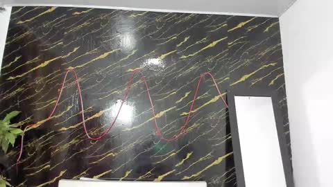 Snapshot of invincible200 chatting on 09.14.25 invincible200 online show from 09.14.25