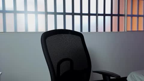 Snapshot of invincible200 chatting on 10.30.25 invincible200 online show from 10.30.25