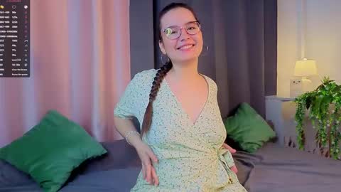 Mia online show from 09.09.25