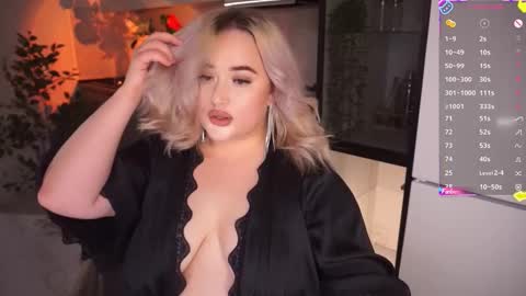 Snapshot of irena_barr18 chatting on 09.12.25 Irena Barr online show from 09.12.25