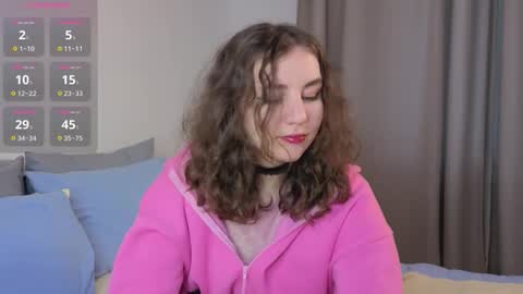 Maxin online show from 10.25.25