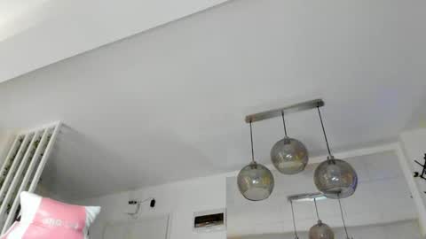 Ir s room online show from 11.05.25