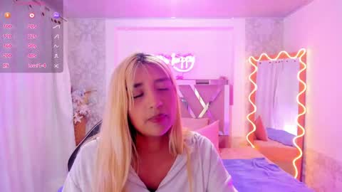 Snapshot of irina_tay1 chatting on 04.11.26 IRINA online show from 04.11.26