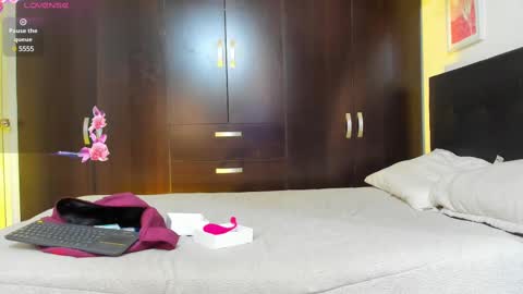 IrisVianca online show from 03.01.25