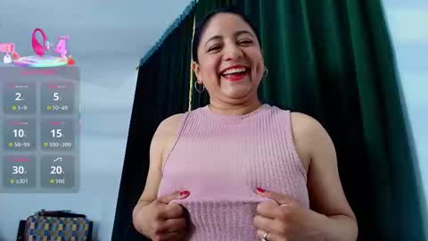 Snapshot of iris_blue_ chatting on 10.17.25 Iris  online show from 10.17.25